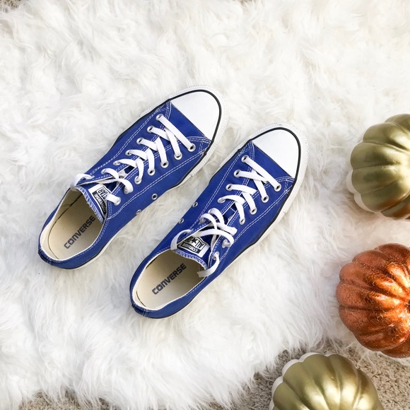 Converse Other - Converse Chuck Taylor All-Stars Unisex Blue, 12